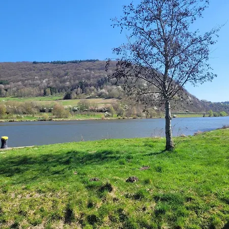 Weidentriesch 公寓 *